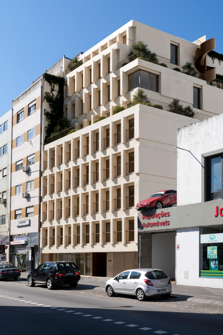 Serpa Pinto Housing