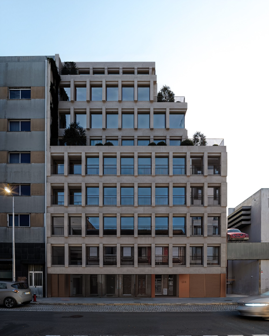 Serpa Pinto Housing